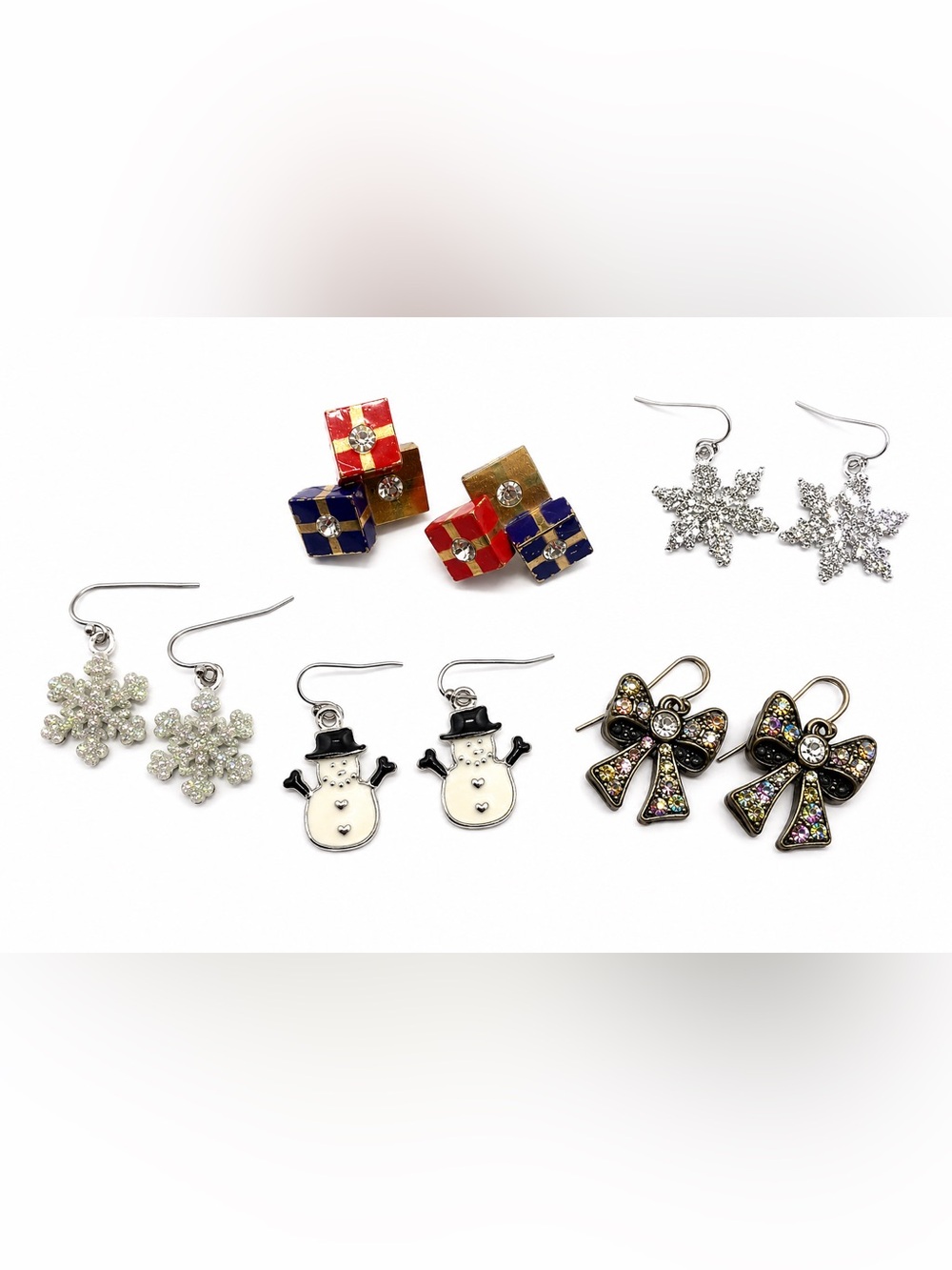 CHRISTMAS VINTAGE EARRINGS BUNDLE